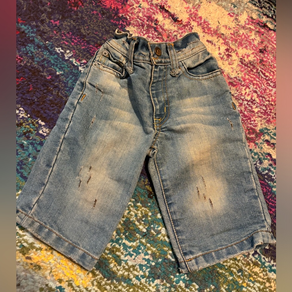 ⭐️5/$25 Distressed Vintage Worn Style Loose Jeans